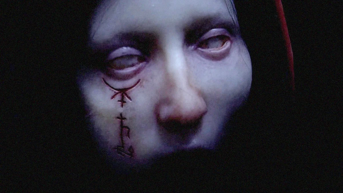 8-bit horror Tenebris Somnia mixes weird live-action horror with a retro 2D adventure to impressive and unsettling